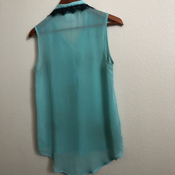 Mint button up dressy tank - Picture 4 of 5